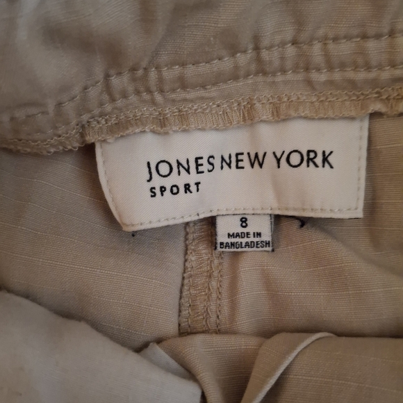 Jones New York Sport Women's Tan Casual Cargo Shorts - Picture 6 of 9
